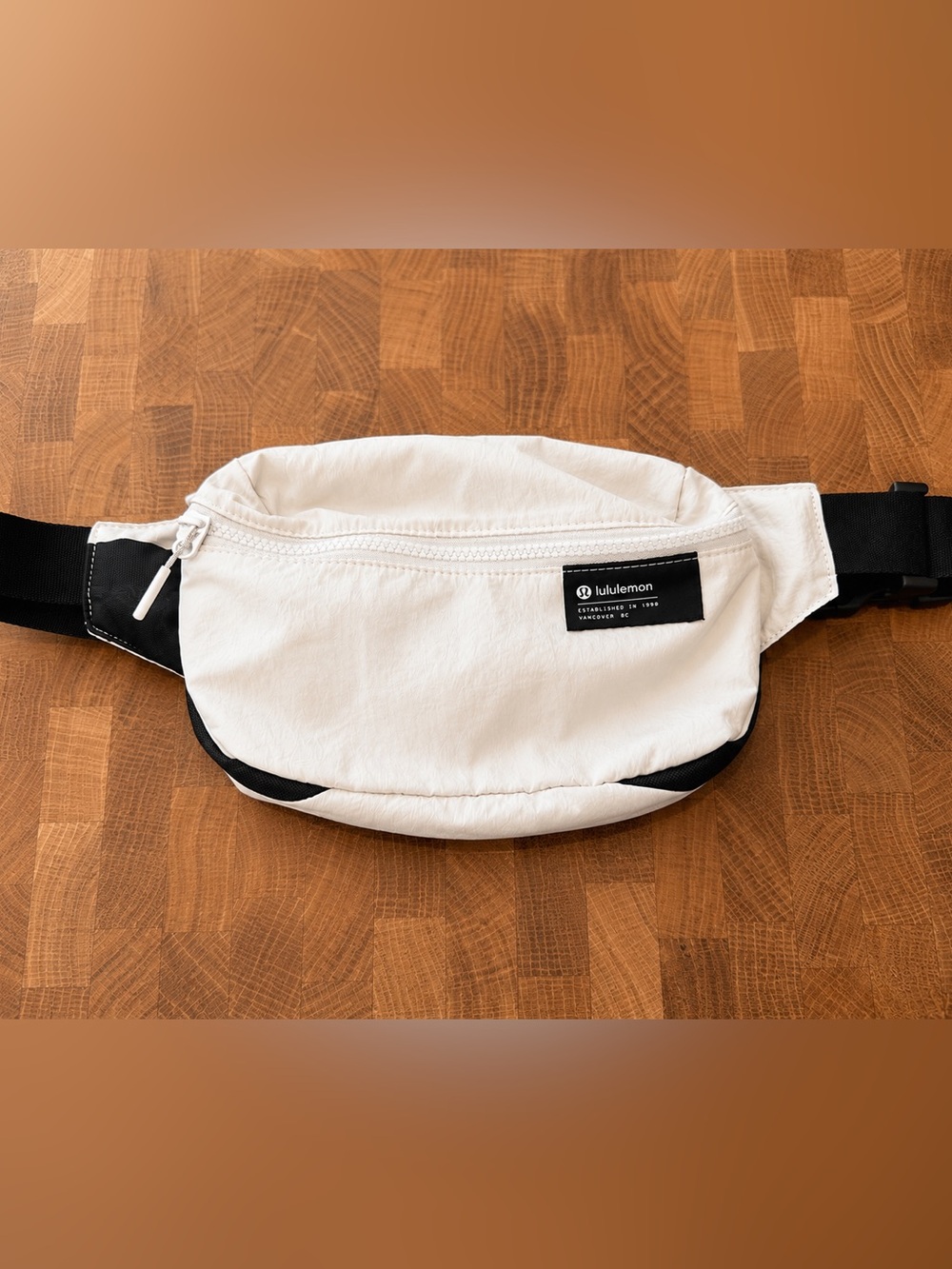 Lululemon Everywhere Belt Bag White Opal Crossbody Fanny Pack - Picture 3 of 6